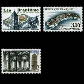 Brantôme, Concarneau, Abbaye de Noirlac série complète année 1983 n° 2253 2254 2255yvert et tellier luxe