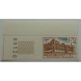 Timbre France Château De Saint Germain En Laye Année 1967 Yvert et Tellier n°1501 Coin de Feuille Neuf** Gomme Intacte