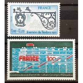 France - Centre Georges Pompidou (N° 1922) + Journée du Timbre - Enseigne Relais Poste (N° 1927) Neufs** Luxe - Année 1977 - N16486