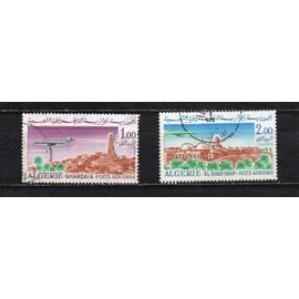 Algérie- Lot de 2 timbres oblitérés- Poste aérienne