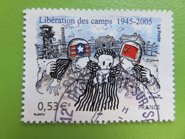 Timbre France YT 3781 - 60ème anniversaire libération des camps - Dessin de Plantu - 2005