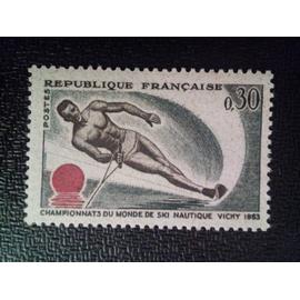 timbre FRANCE YT 1395 Championnats du monde de ski nautique 1963 ( 111012 )