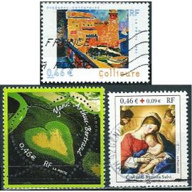 france 2002, beaux timbres yvert 3459 saint valentin, coeur par yann arthus bertrand, 3497 le phare de collioure et 3531 croix rouge, vierge à l