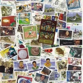 Collection de timbres Irlande oblitérés : Qté - 100 timbres différents