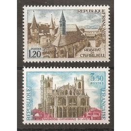 1712 et 1713 (1972) Abbaye de Charlieu / Cathédrale de Narbonne N** (cote 3,1e) (8868)