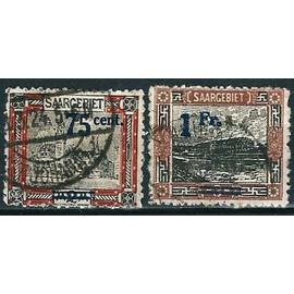 Allemagne 1921 - Sarre occupation française, beaux timbres Yvert 78 - Hotel de ville de sarrebruck, 2 mk surchargé 75 cent. et 79 - faïencerie à mettlach, 3 mk. surchargé 1 fr., oblitérés TBE - -