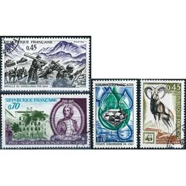 france 1969, beaux timbres yvert 1601 25 ans de la bataille de garigliano, 1610 200 ans de la naissance de napoléon, 1612 charte européenne de l