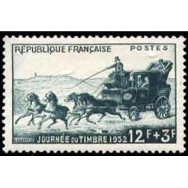 journée du timbre : malle-poste année 1952 n° 919 yvert et tellier luxe
